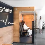 Im Chaletstil Aehrenglueck 70 Qm Wellness Fitness Sauna Bergroedelhof Feilitzsch