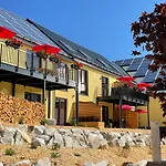 Im Chaletstil Aehrenglueck 70 Qm Wellness Fitness Sauna Bergroedelhof *